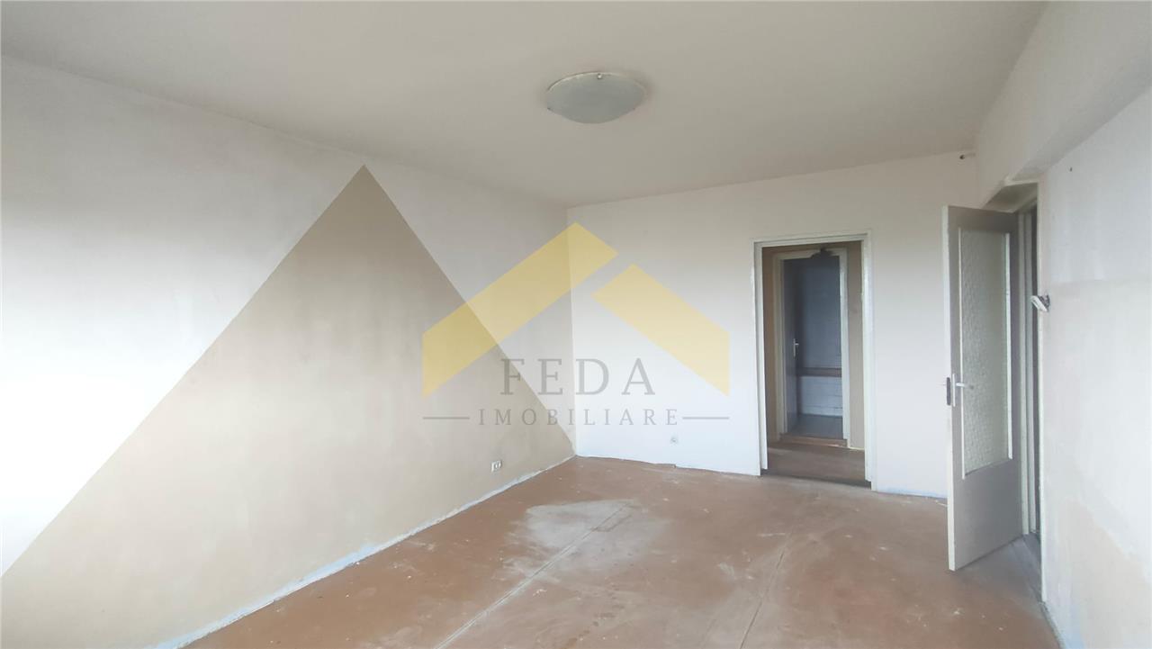 Apartament de vanzare zona 300