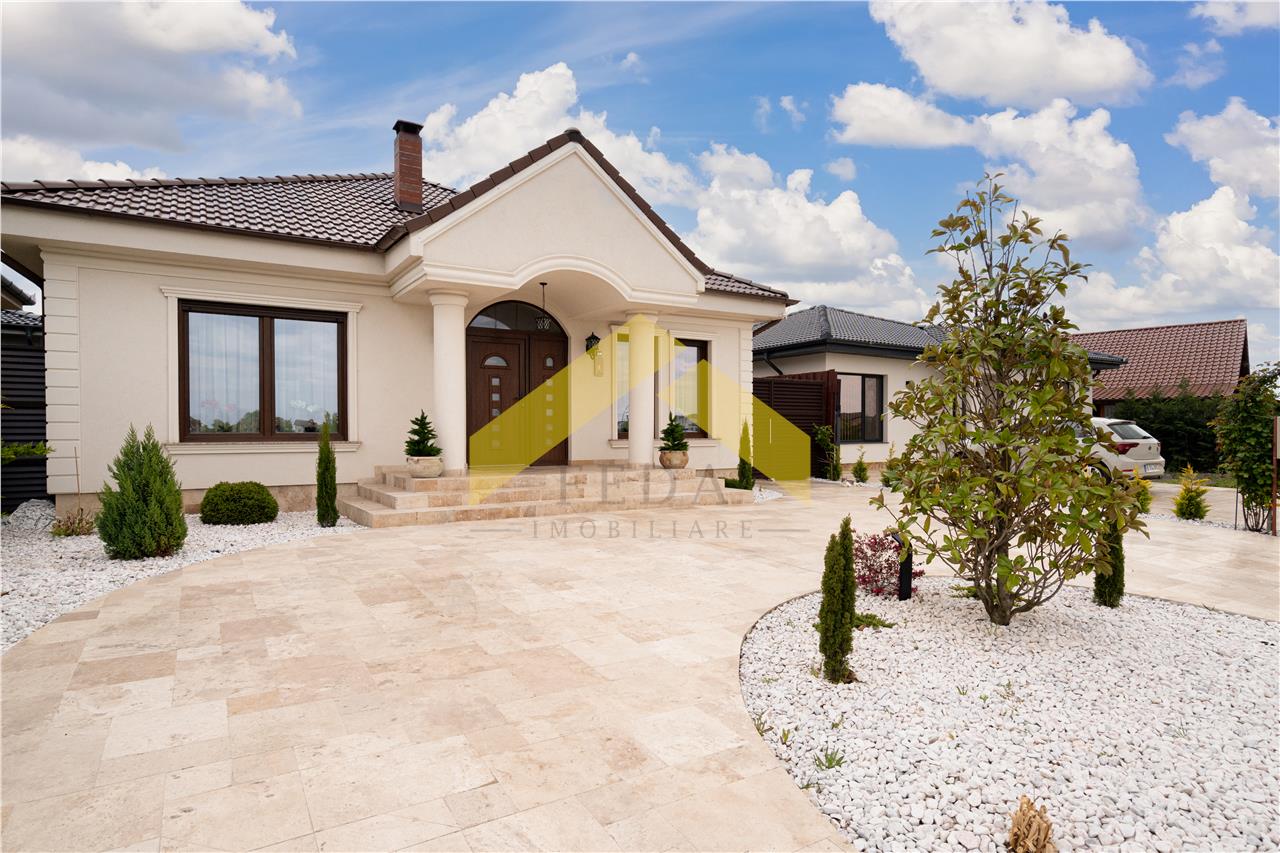 Casa noua de vanzare in cartier westfield