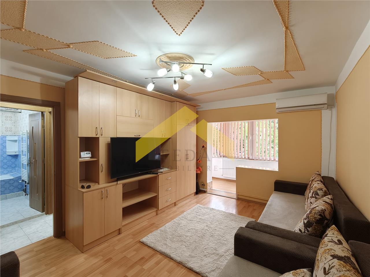Apartament 2 camere de inchiriat Boul Rosu