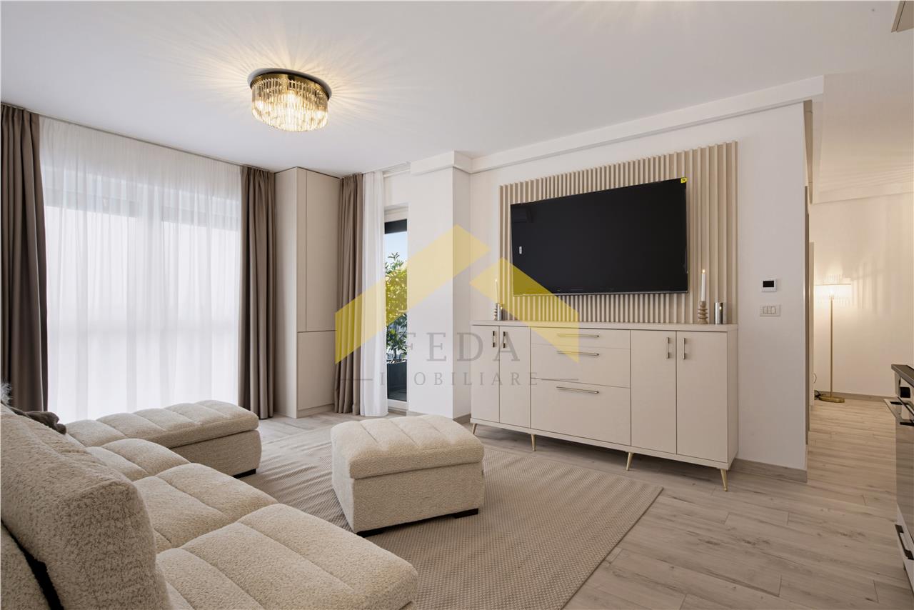 Apartament 3 camere de lux de vanzare in Adora Park