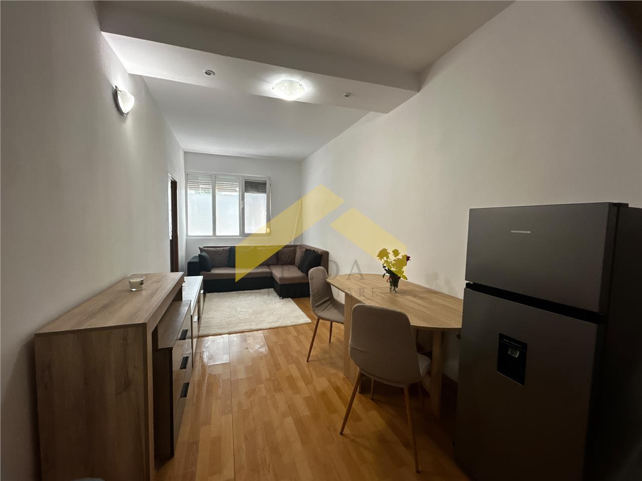 Apartament cu 2 camera de inchiriat zona UTA